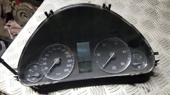 MERCEDES W203 COMPTEUR COMPTEUR 2.2 CDI LIFT A2035404947