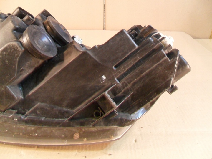 PHARE AVANT DROITE VW POLO 6C0 14-18RO 6C1941006