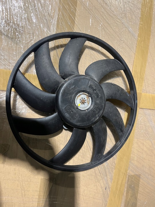 VENTILATEUR RADIATEUR AUDI A4 A5 B8 993454JD
