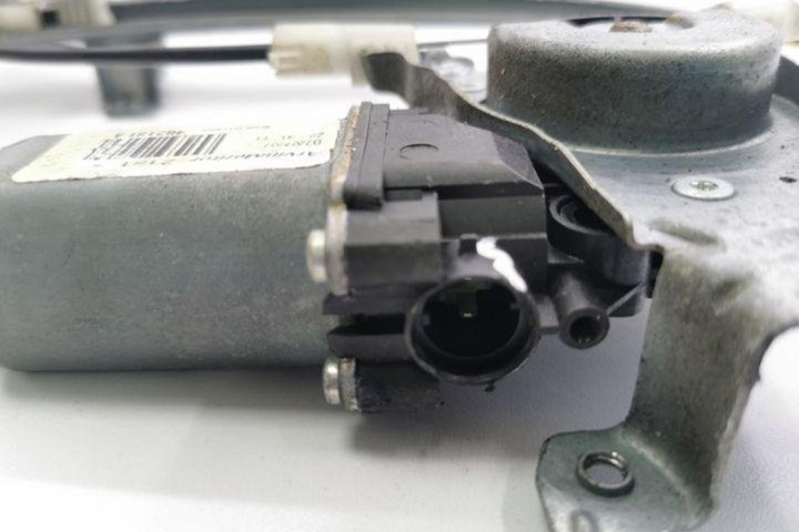 ÉLÉVATEUR VITRES ARRIÈRE DROITS PORTES NISSAN QASHQAI II (J11, J11_) 402191A