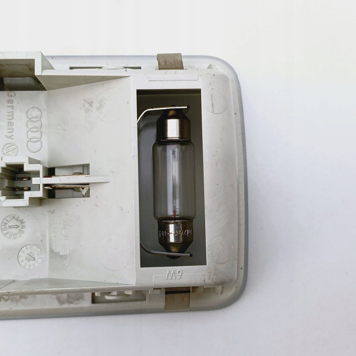 AMPOULE PLAFONNIERS ÉCLAIRAGE CABINES ARRIÈRE AUDI A6 S6 C6 4F 4F9947123 NR261