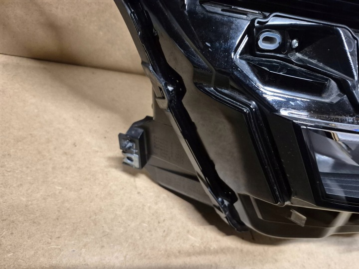 PROJECTEUR AVANT CÔTÉ DROITE NISSAN QASHQAI J12 COMPLET LED ADAPTIVE 1008D02J