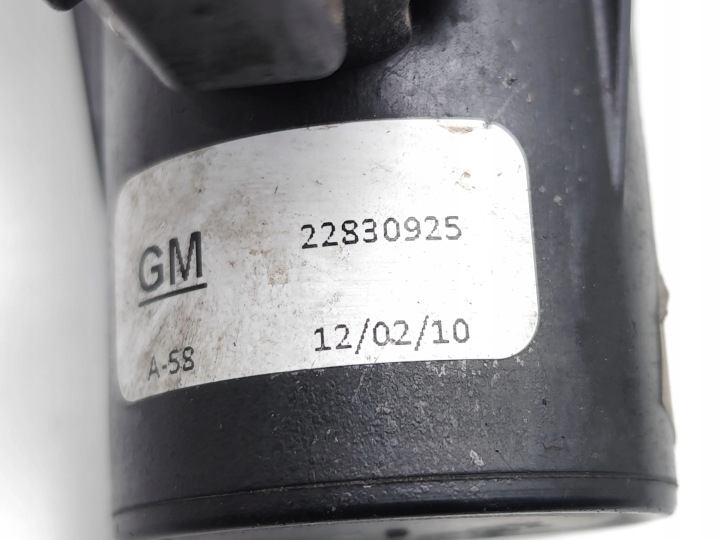 TESLA MODÈLE Y POMPE CIRCULATION CIRCULATION EAU EV AWD MOTEUR ÉLECTRIQUE 2023