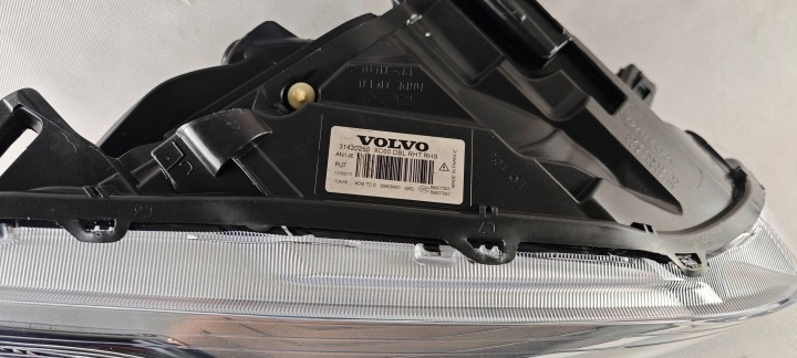VOLVO XC60 XÉNON LED DROIT PROJECTEUR PHARE 31420250 7 CÂBLES