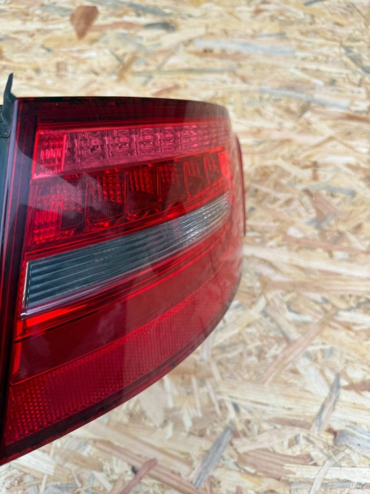 PHARE ARRIÈRE DROITE CÔTÉ AUDI A4 S4 B8 8K LIFT UNIVERSEL 8K9945096D
