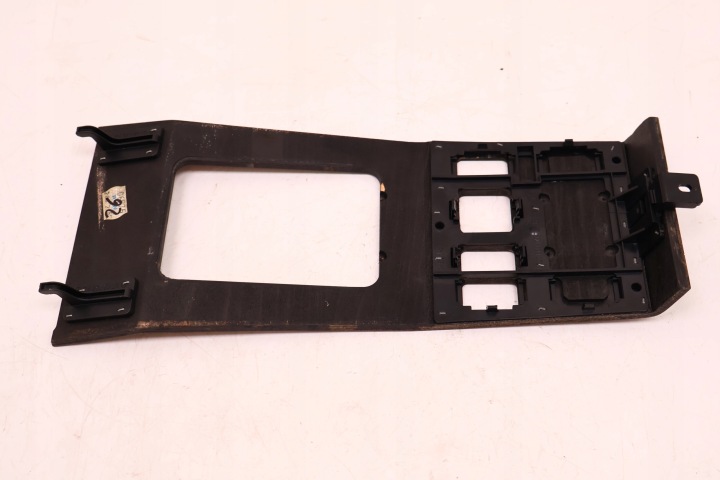 MERCEDES-BENZ W124 DÉCOR PROTECTION TUNNELS CENTRAL 1246830700
