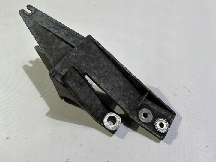SUPPORT FIXATION POMPES ABS CHEVROLET CORVETTE C5 1997-