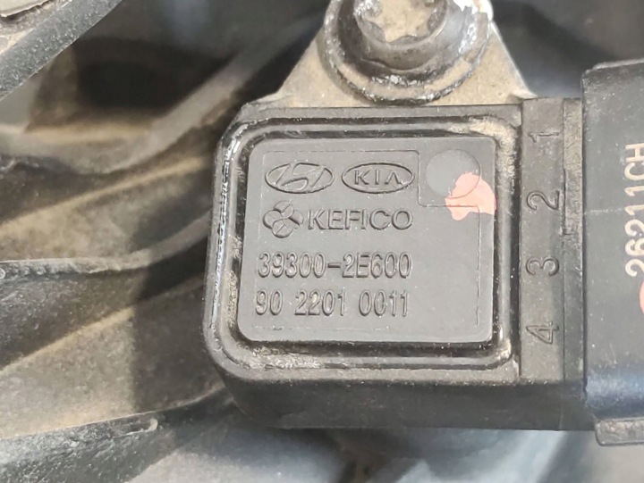 KIA NIRO PAPILLON DES GAZ 0280750680