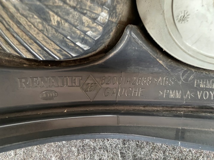 PHARE GAUCHE ARRIÈRE RENAULT MEGANE II CC CABRIO INSERT 8200142688