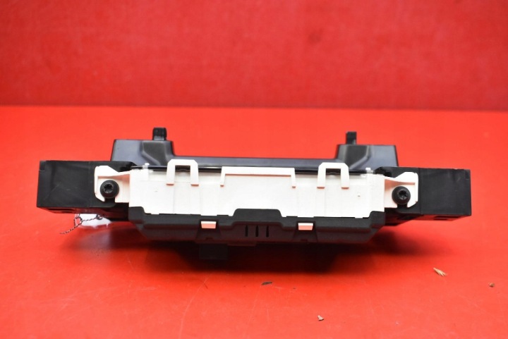 MONITEUR AM5T-18B955-AG FORD FOCUS MK3 11-15