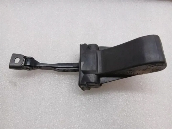 PORSCHE 911 992 CABRIOLET RIGHT DOOR SEAL 992837640E DOOR SEALS 992837392A