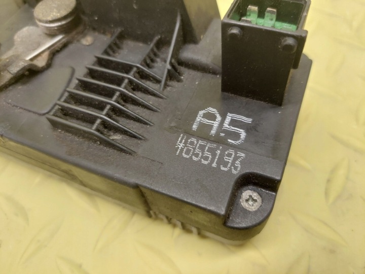 SAAB 95 SERRURE DE PORTE GAUCHE ARRIÈRE A54855193
