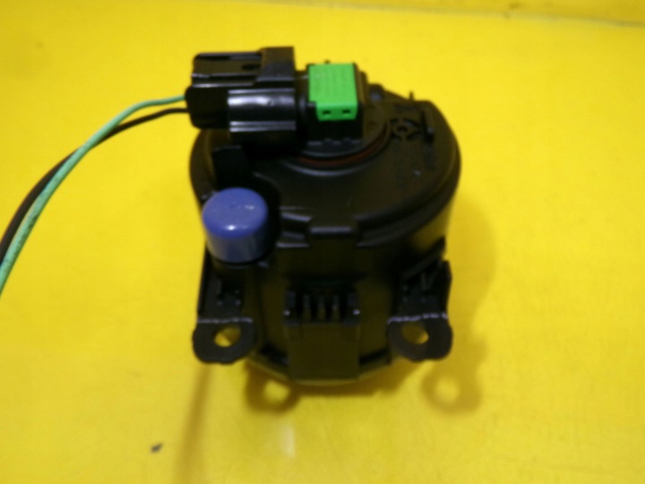 PHARES ANTIBROUILLARD DROIT AVANT SUZUKI SWIFT MK6 IV 89211943 NR135