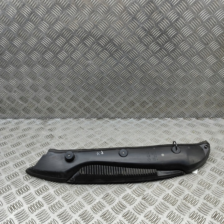 GLISSIÈRE AVANT GAUCHE GARDE-BOUE PORSCHE TAYCAN 9J1854777 33584127 420KW