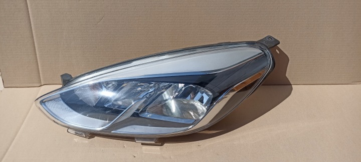 PHARE AVANT GAUCHE FORD FIESTA MK8 H1BB-13W030-D