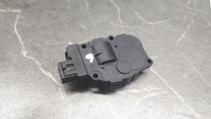 CZ113930071 PETIT MOTEUR RÉCHAUFFEURS BMW E90 E91