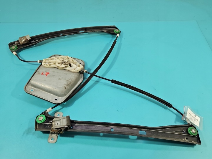 ÉLÉVATEUR AVANT GAUCHE VW JETTA V 1K5837401AH 1K0959793L 1K5837461B