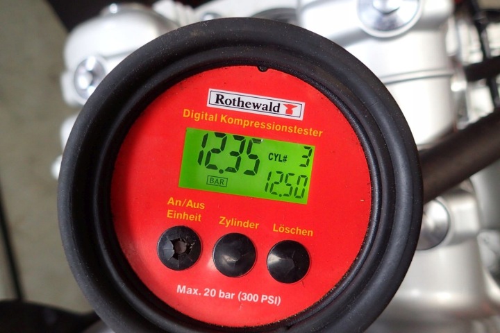 HONDA RADIO 1100 12-17 MOTEUR 11329 KM VIDÉO