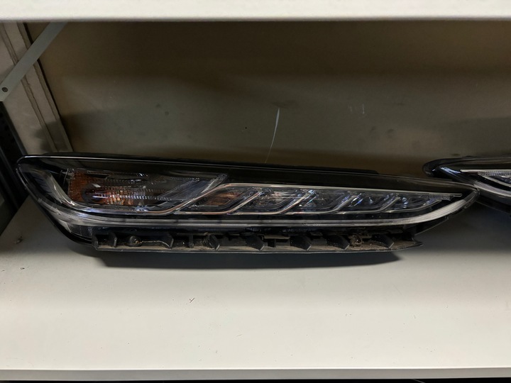 FAROS PARTE DELANTERA HYUNDAI KONA 