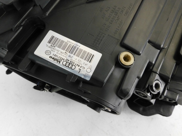 AUDI Q7 4L LIFT PHARE GAUCHE XÉNON LED DIRECTIONNELLE PARFAITE 4L0941003AD USA