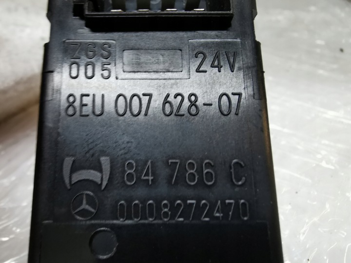 PANNEAU COMMANDE PROGRAMMEUR WEBASTO MAN ENDOMMAGÉ 8EU00762807 ALL/A/2