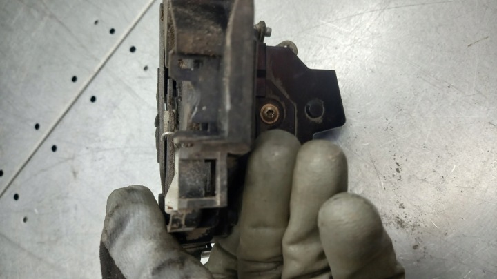 SERRURE DROIT ARRIÈRE FORD C-MAX I 2.0D 06R 3M5AR26412BP