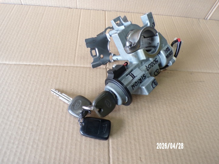 DAIHATSU SIRION CONTACTEUR D'ALLUMAGE