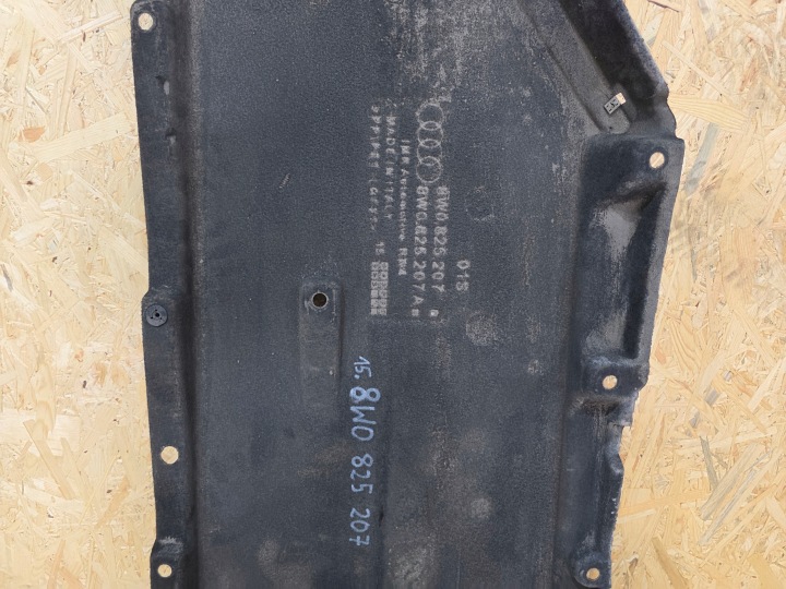 PROTECTION CHÂSSIS GAUCHE AUDI A4 B9 A5 8W 8W0825207 ORIGINAL *15*