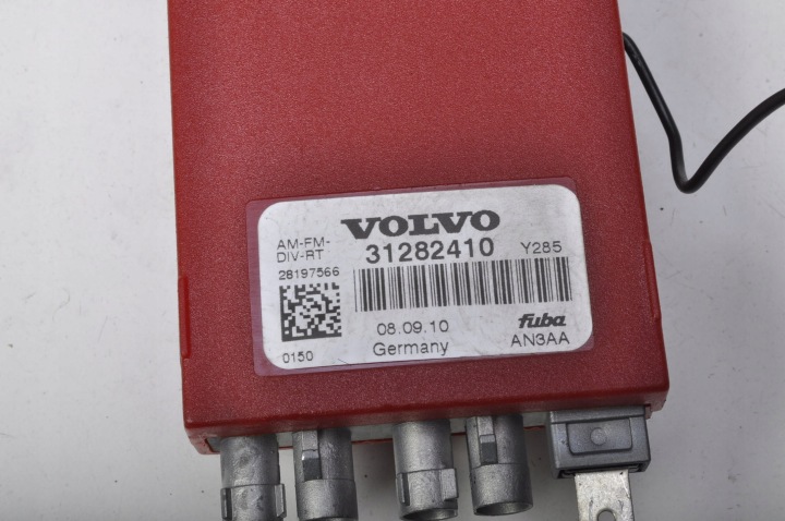 VOLVO V70 III AMPLIFICATEUR D'ANTENNE 31282410