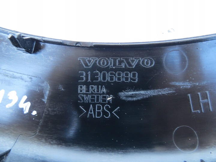 ÉLÉMENTS COUVERCLES DE COFFRE VOLVO S60 II V60 I 2.4 D5 215KM 10-18R 31306889