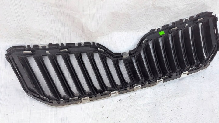 GRILLE AVANT AVANT SKODA YETI (5L) 5L0853668B
