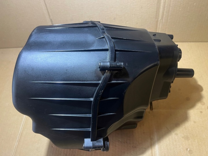AUDI A8 D4 3.0 TDI CHÂSSIS FILTRE AIR 4H0133824R