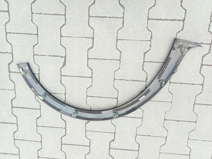 FORD FOCUS MK4 18-23- MOULURE GARDE-BOUE DROIT ARRIÈRE JX7B-286D02-BD