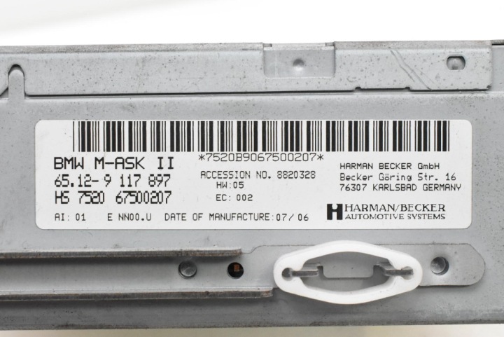 LECTEUR DE CARTE NAVIGATION 8820328 BMW E60 E61 03-07