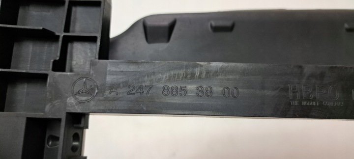 MERCEDES B W247 GUIDE D'AIR A2478853800