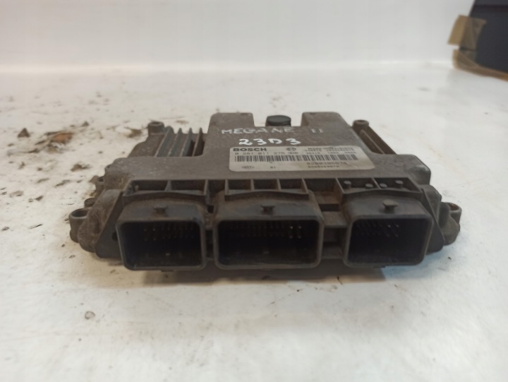 RENAULT MEGANE II 1.9 DCI CONTRÔLEUR MOTEUR 8200305678 8200269879