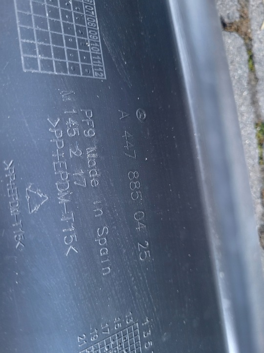 PARE-CHOCS AVANT MERCEDES VITO W447 4478850425
