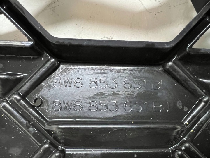 AUDI A5 B9 8W0 LIFT S-LINE GRILLE CALANDRE PARE-CHOCS AVANT 8W6853651B