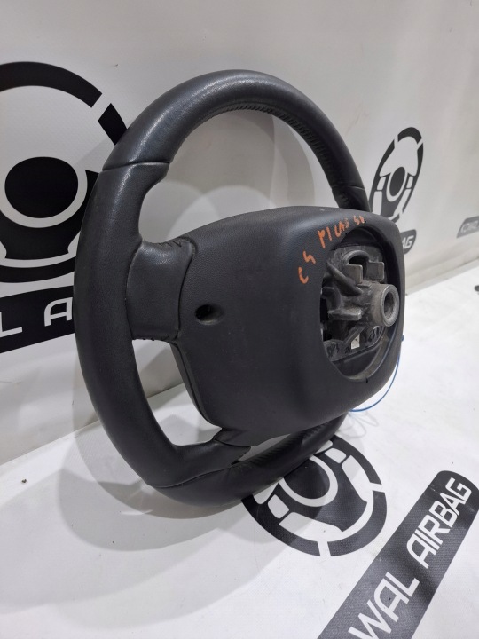 VOLANT CITROEN C4 PICASSO 96777865ZD NR34