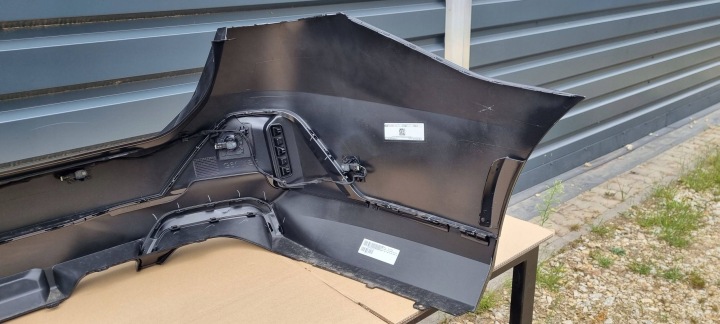 BMW 5 G61 MODULE UNIVERSEL 2023- PARE-CHOCS ARRIÈRE ORIGINAL D132