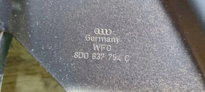 BARRE VITRES AVANT PORTES AUDI A4 (8D2, B5) 8D0837754C 1.8L GASOLINE 92KW