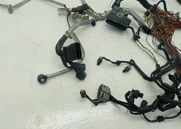 FAISCEAU DE CÂBLES MOTEUR MERCEDES GLC X253 W205 W213 AMG C43 3.0 V6 276.823