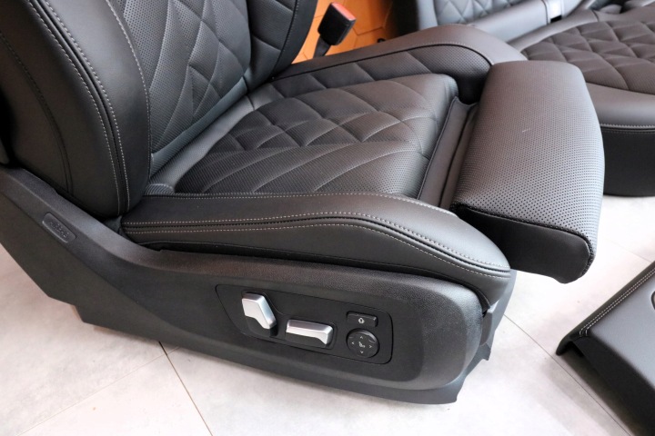 BMW X5 G05 LCI INTÉRIEUR SIÈGES SPORT CHAUFFÉ MÉMOIRE SENSAFIN NOIR