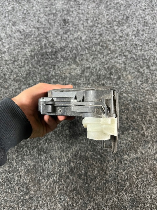 BMW E84 X1 SERRURE DE PORTE GAUCHE AVANT AVANT EUROPE 7PIN 7229471