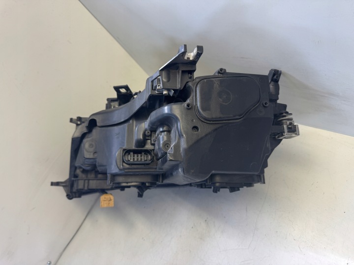 AUDI A7 4G PHARE DROIT AVANT COMPLET LED 4G8941034C