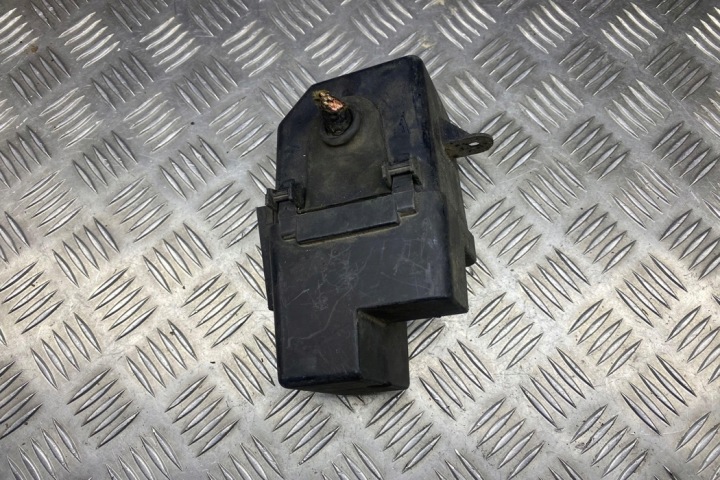 BOÎTE FUSIBLES VW GOLF IV (1J1) 1J0941391C 1.9L DIESEL 50KW 2000