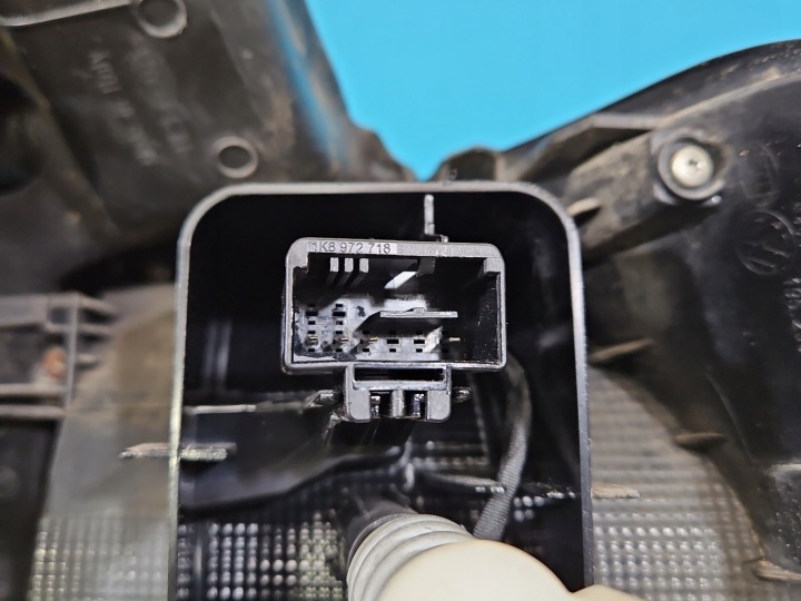 PHARE ARRIÈRE GAUCHE VW PASSAT B8 UNIVERSEL EUROPE