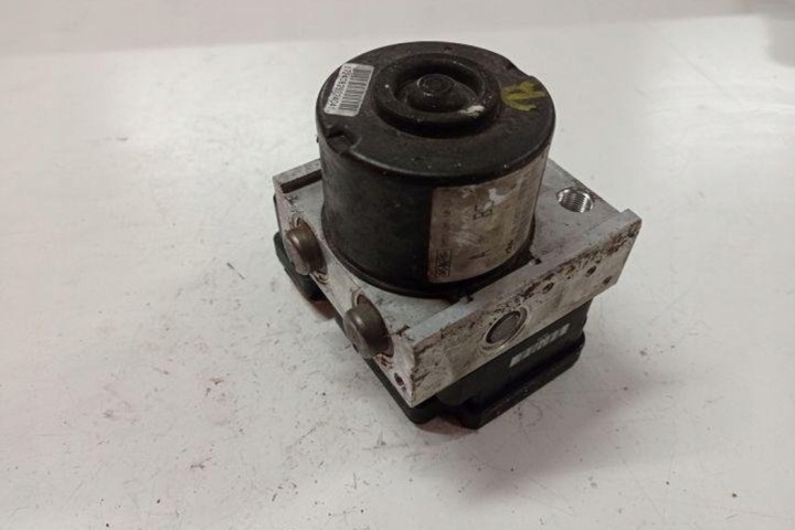 POMPE ABS FORD FOCUS C-MAX 3M512M110CA 1.6L DIESEL 80KW 2005