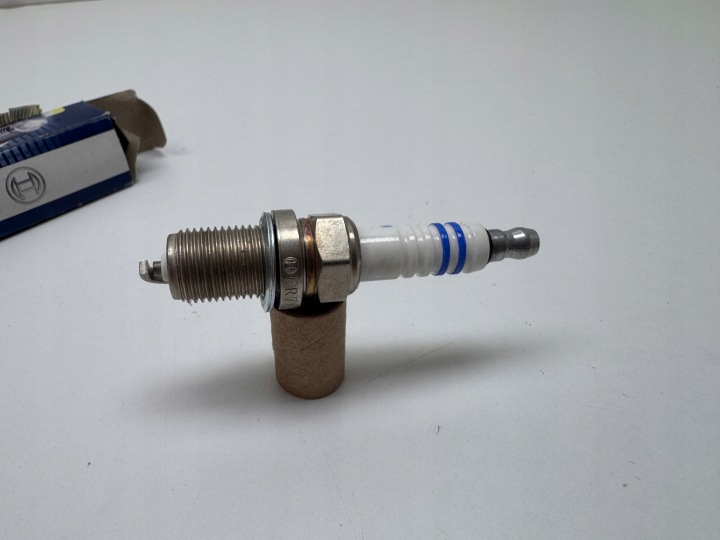 BOSCH FR7DC BOUGIES ALLUMAGE NIKIEL 1 PIÈCE