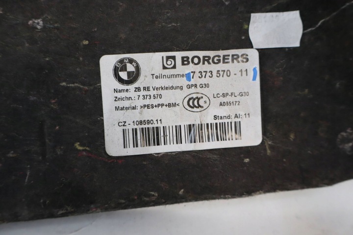 COLLECTEUR BRODERIE COUVERCLES DE COFFRE DROIT ARRIÈRE DROIT BMW 5 G30 BERLINE 7373570